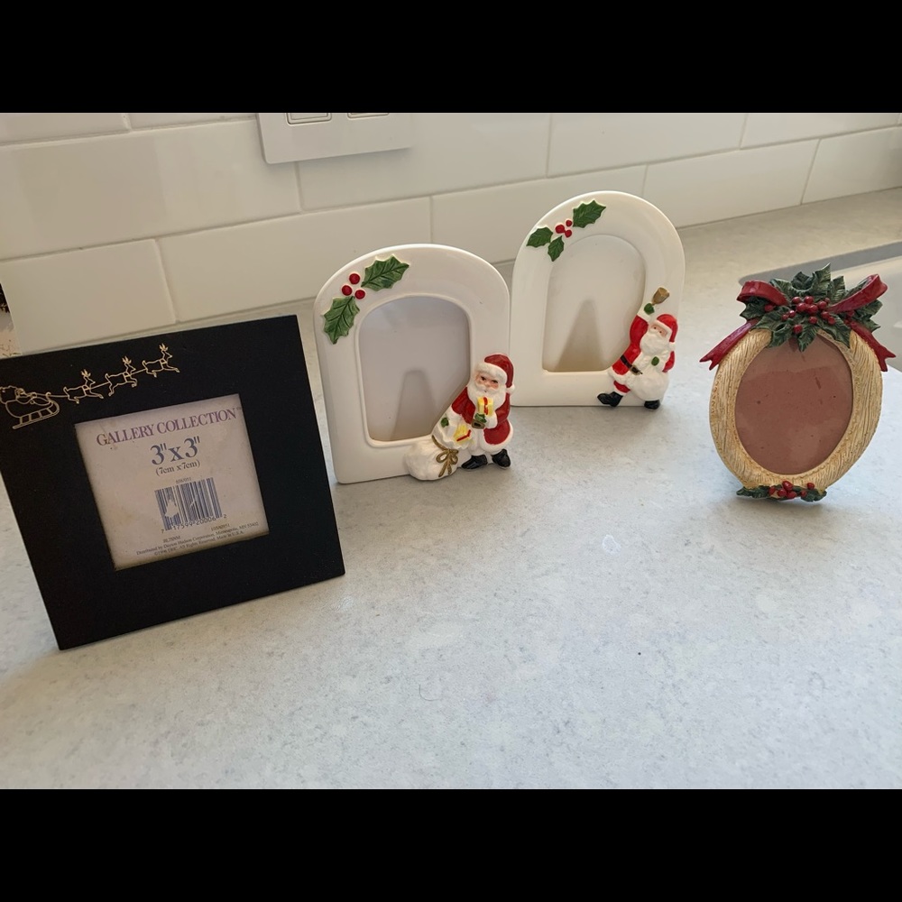 Set of 4 Vintage Christmas Santa Photo Frames